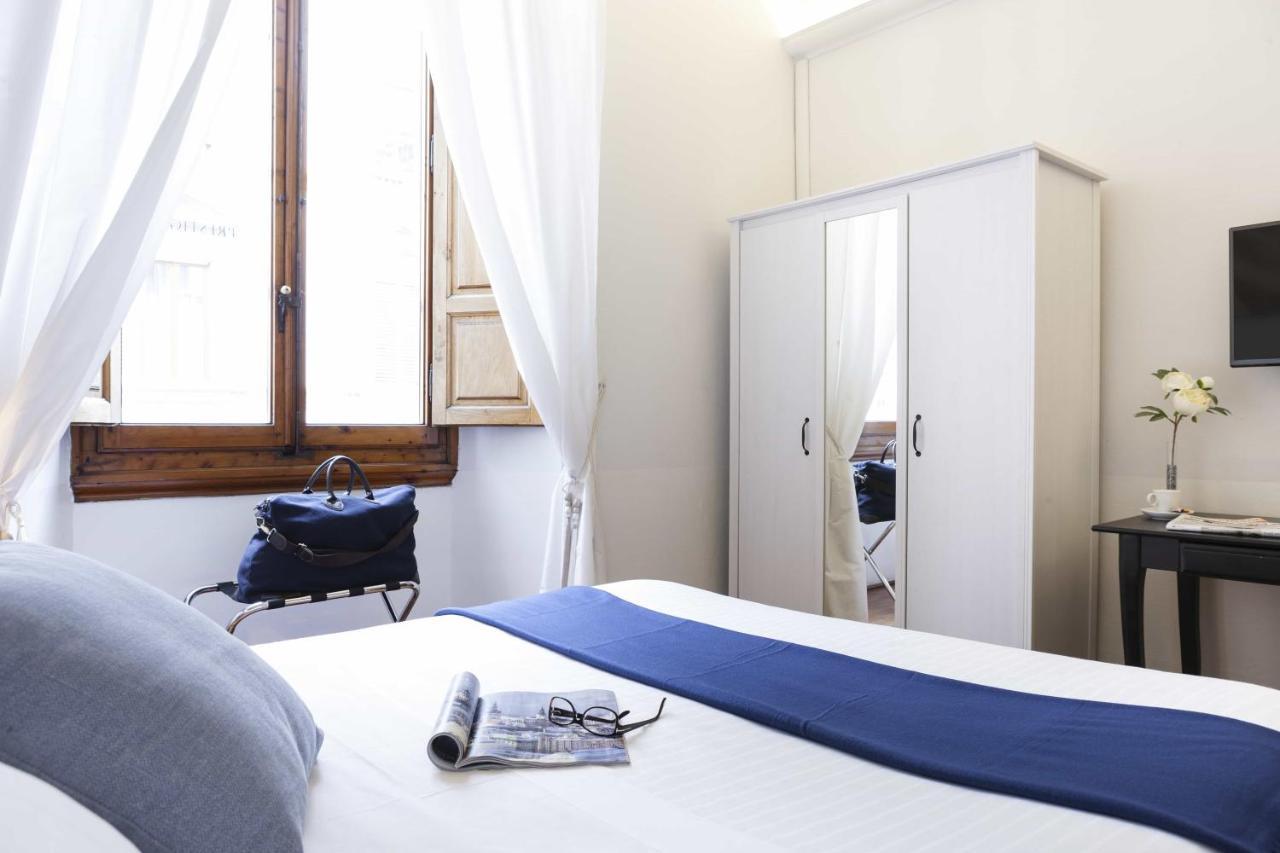 B&B Prestigia Rooms ฟลอเรนซ์ ภายนอก รูปภาพ
